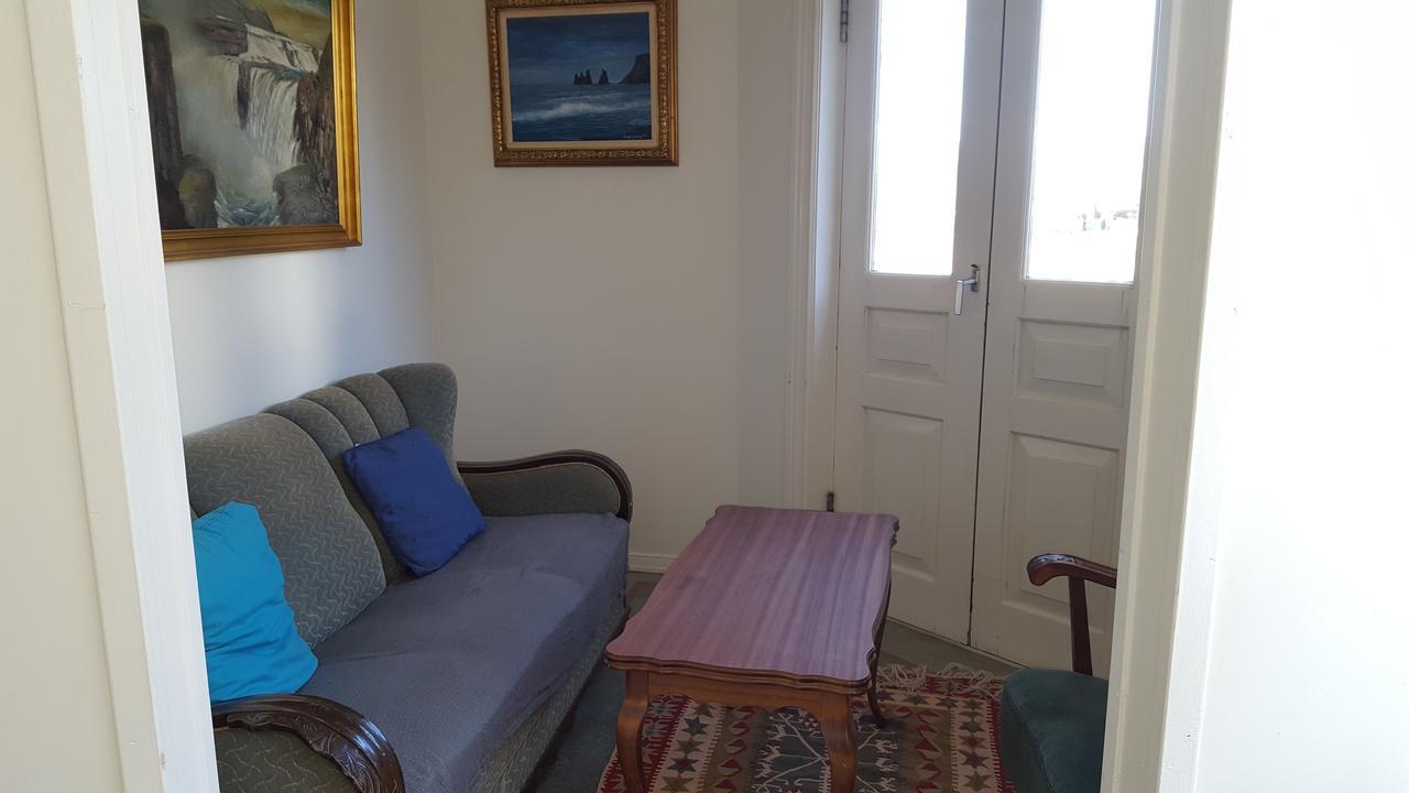 Central Guesthouse Рейкьявик Экстерьер фото