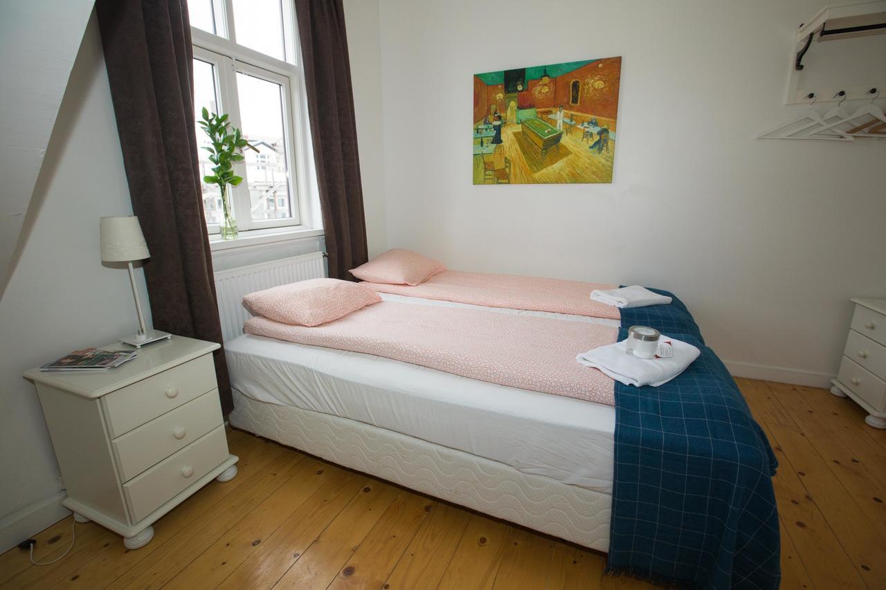 Central Guesthouse Рейкьявик Экстерьер фото