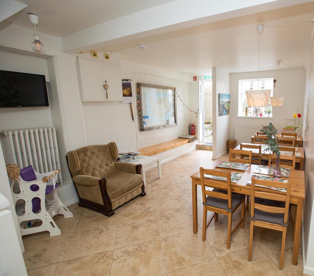 Central Guesthouse Рейкьявик Экстерьер фото