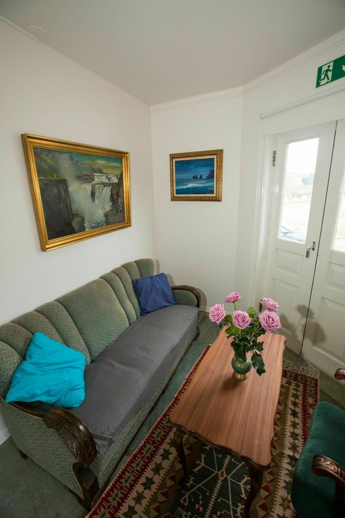 Central Guesthouse Рейкьявик Экстерьер фото